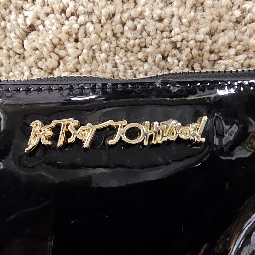 Betsey Johnson Xoanaya Black Faux Patent Leather with Scarf Crossbody Purse - Picture 2 of 5